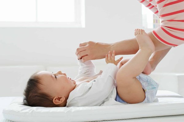 Tapis à langer nomade  : l'accessoire pour emmener bébé en voyage