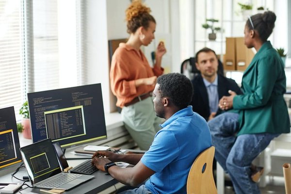 Logiciel gratuit ou payant : lequel utiliser ?
