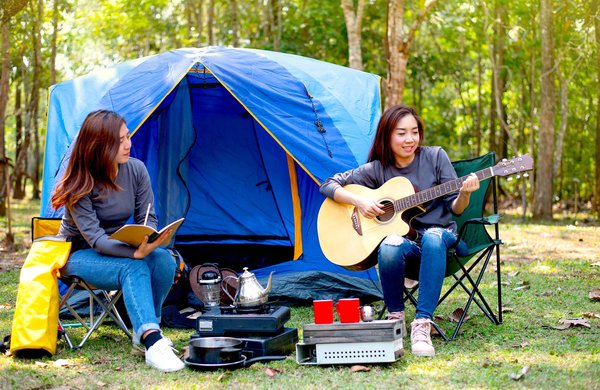 Comment accéder facilement au camping de la Corniche depuis Hendaye ?