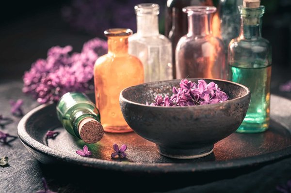 Huiles Essentielles et Immunité: Renforcer ses Défenses Naturelles