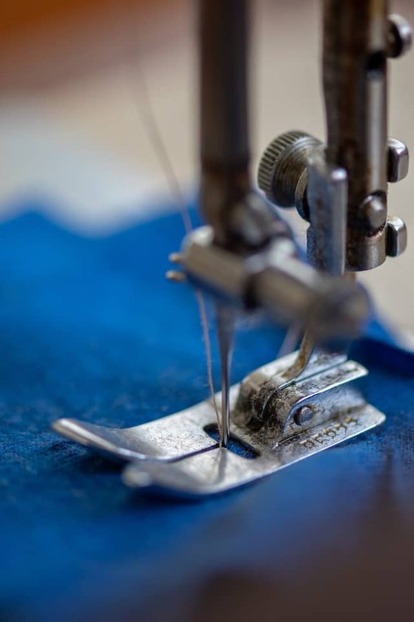 Quels conseils pour développer une expertise en tant que spécialiste en économie circulaire dans l'industrie textile ?